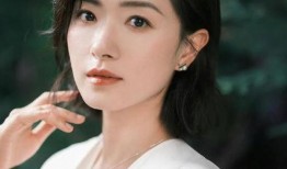 万茜自爆一年潜七次 美丽的标价,一年潜入七次，揭秘美丽背后的标价